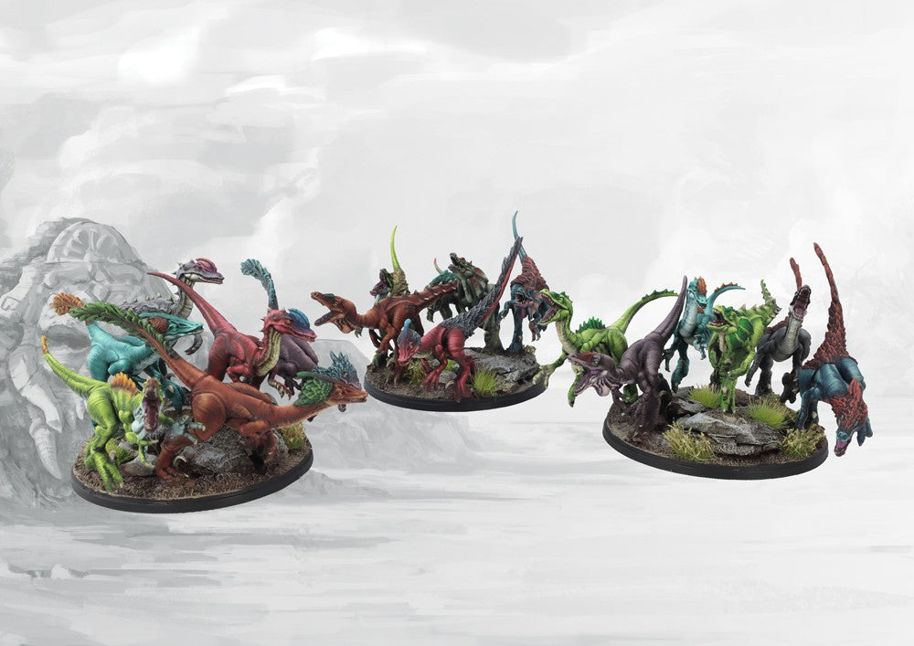 Three painted W'adrhŭn Hunting Pack bases, showing the clustered formation of the uzibukhali miniatures, specialized for skirmishing and scouting.