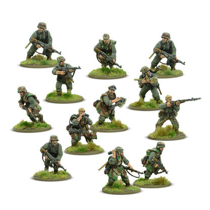 Painted 28mm German Grenadier miniatures in late-war camouflage