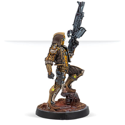 A side view of the painted Haqqislam Mukhtar miniature, showcasing the detail on its armour and Red Fury weapon.