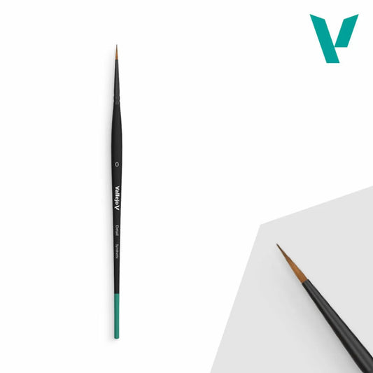 A single Vallejo Detail Round Synthetic Brush in size 0, showing its fine tip and black handle.
