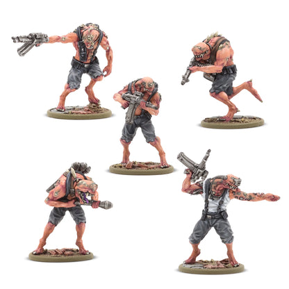 Five painted Nachtalben miniatures for Konflikt '47, including a leader with an StG 44Z and soldiers in mid-mutation.